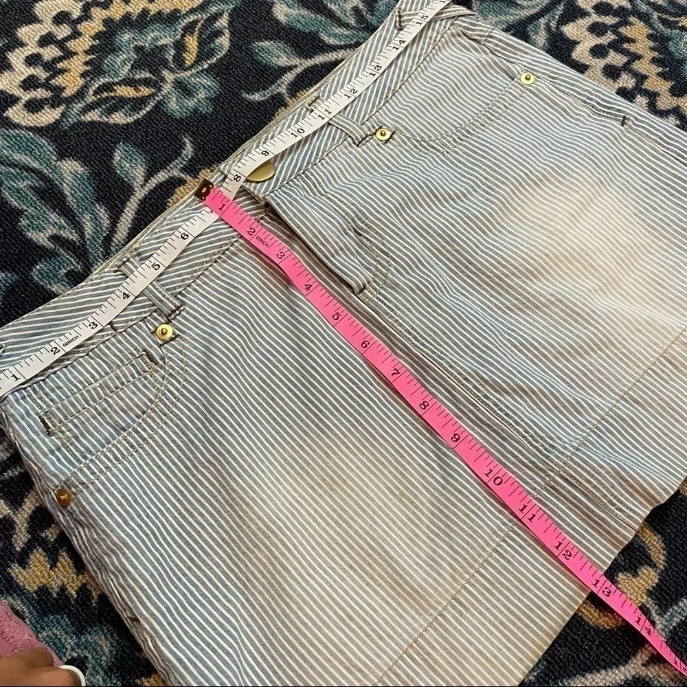 SO Mini Skirt Size 7